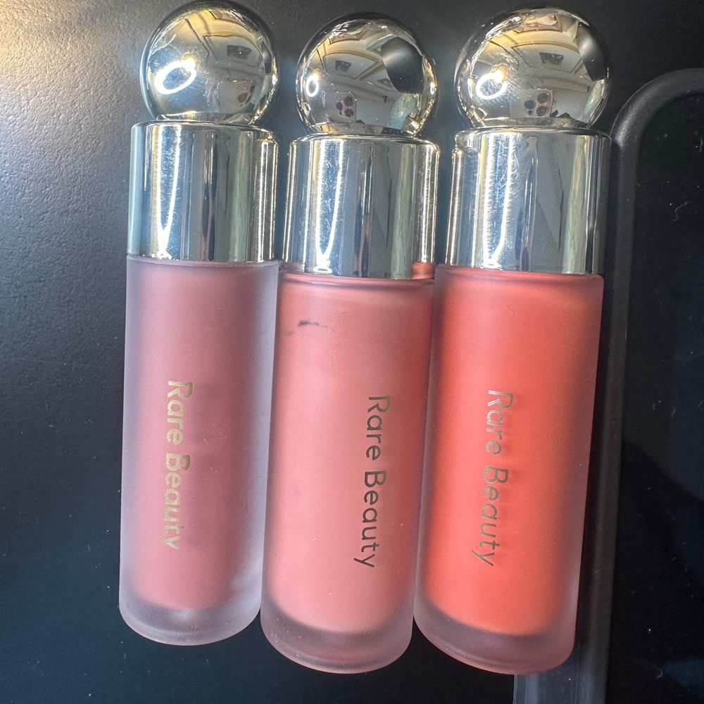 New in box. Rare Beauty Dewy Liquid Blush - Picture 2 of 5